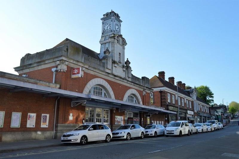 The Old Office Apartment Royal Tunbridge Wells Exterior foto